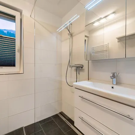 Al Shams Apartment Bruck an der Grossglocknerstrasse